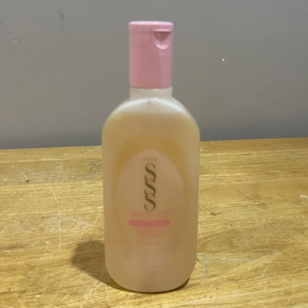 Vtg AVON Skin‎ so Soft Bath Oil Soft & Sensual Bath Foam Bubble NOS 8 Oz